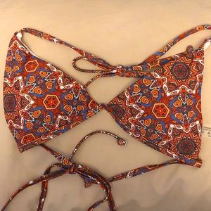Patterned triangle bikini top